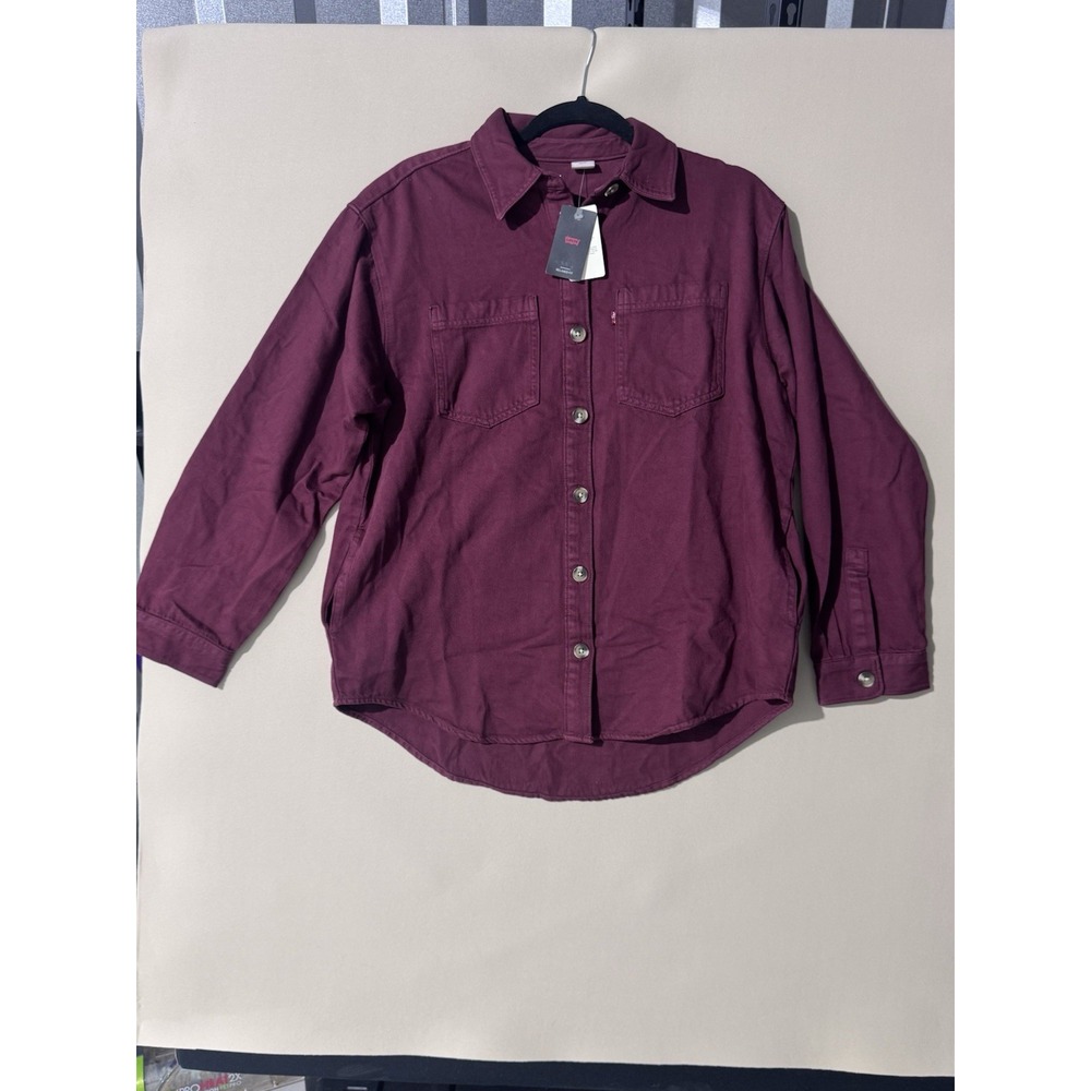 Levi's Women's Burgundy Relaxed Fit Western Button Down - Picture 9 of 10